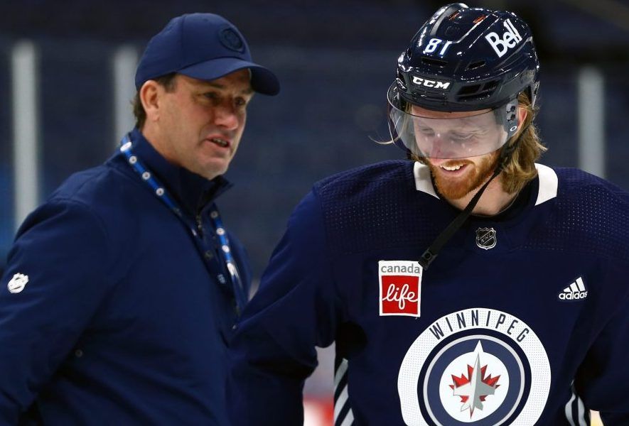 It's going to be really electric': Winnipeggers prepare for Jets