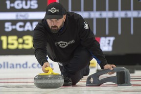 Les Red Carruthers ont organisé un retour épique samedi, traînant 7-1 contre Steve Irwin et gagnant finalement 10-8 dans une éliminatoire très importante.