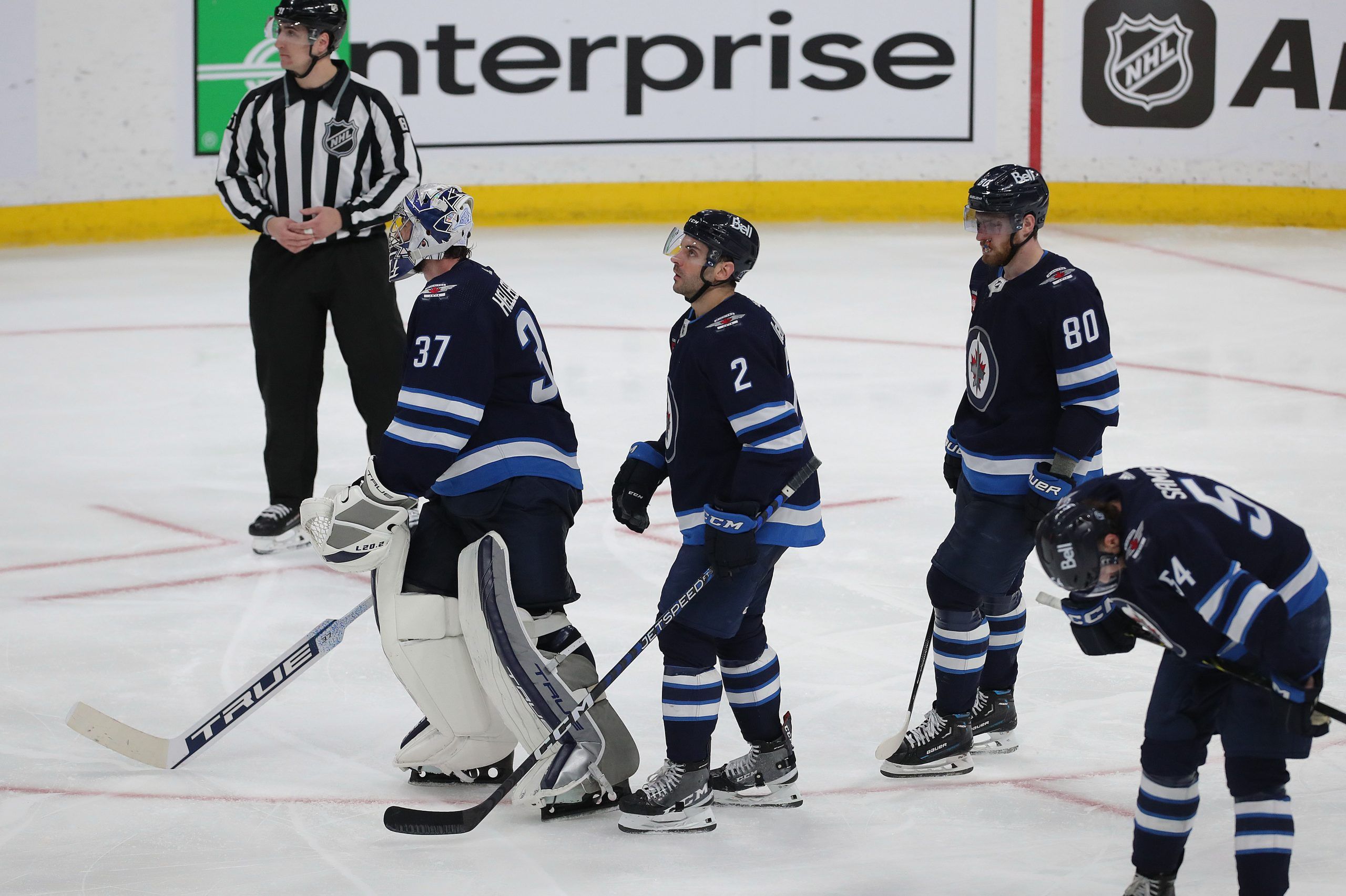 Winnipeg Jets suffer breakin, threat from adversity Sudbury Star