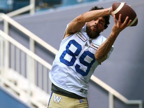 The Winnipeg Blue Bombers will dress a large number of veteran playres for Saturday's pre-season game in Edmonton, including receiver Kenny Lawler.