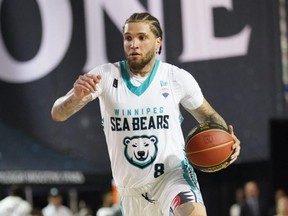 Teddy Allen led the Winnipeg Sea Bears with 42 points in Friday's win over the Scarborough Shooting Stars, tying a CEBL record.