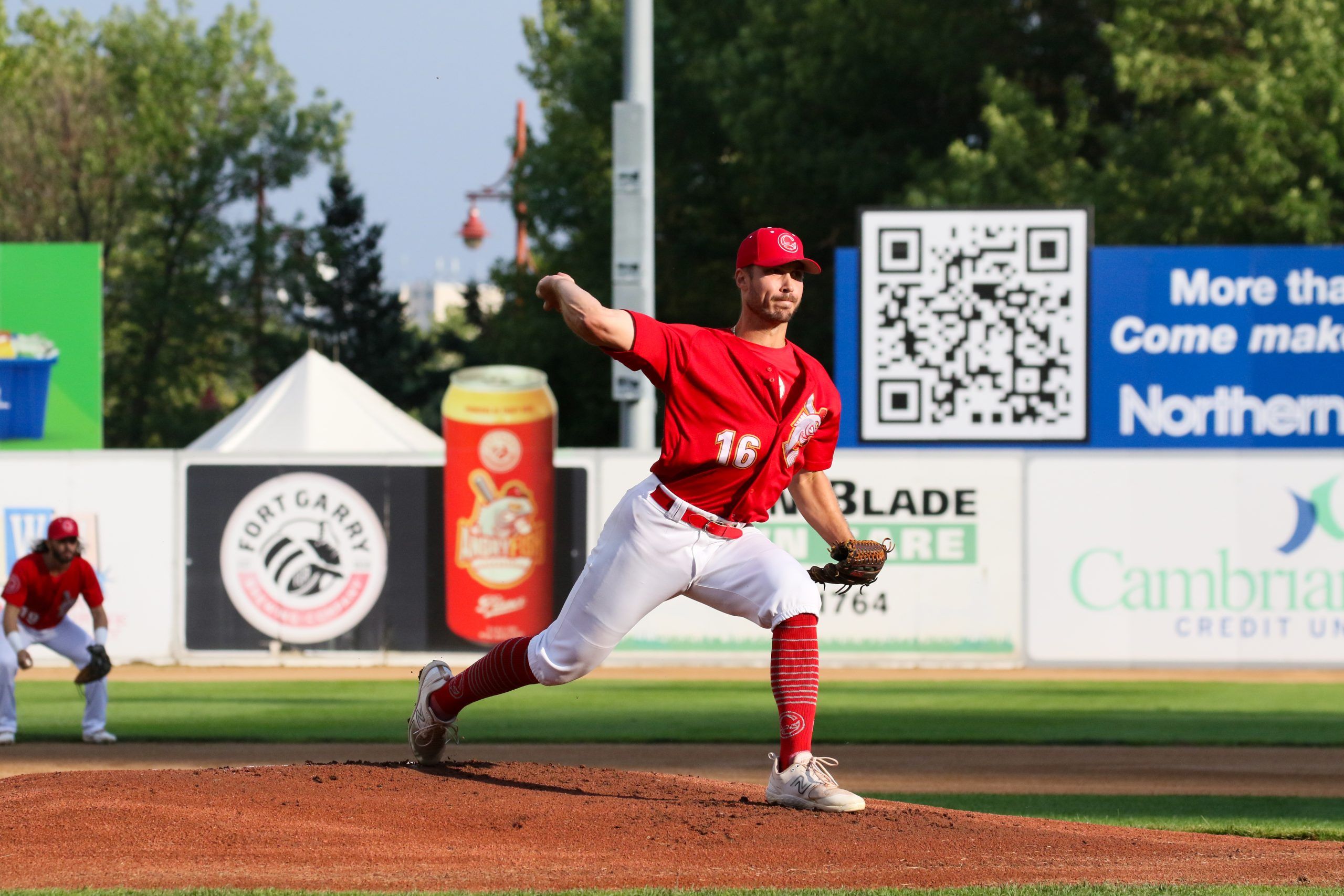 Winnipeg Goldeyes ride strong pitching to win over Lincoln Saltdogs to