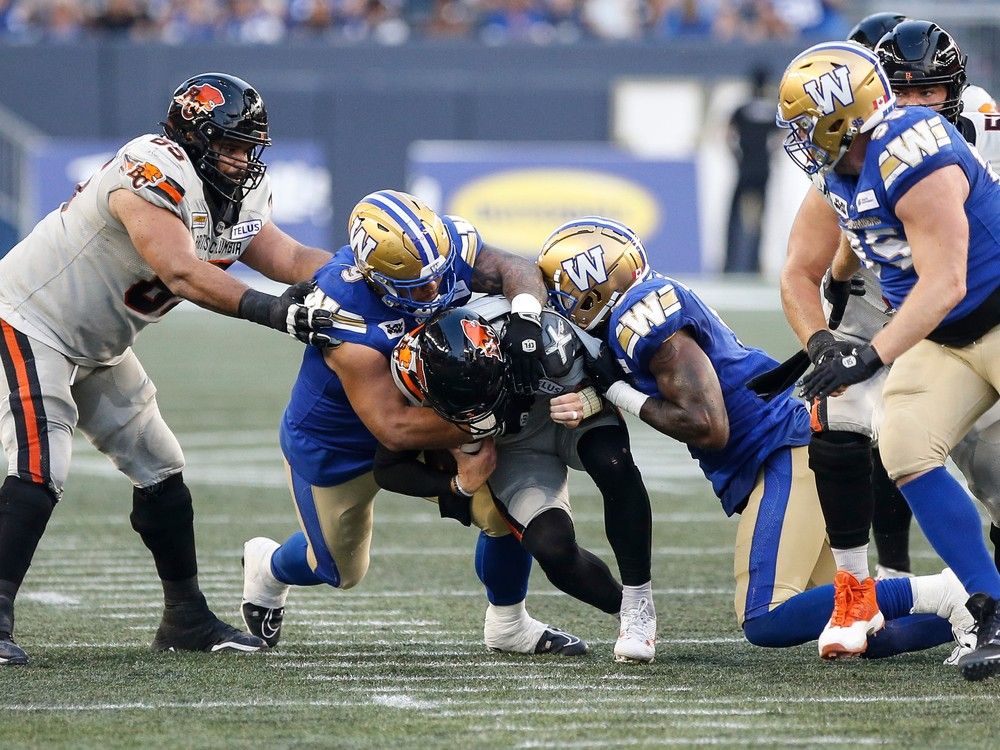 B.C. Lions open as short favourites over Winnipeg Blue Bombers in