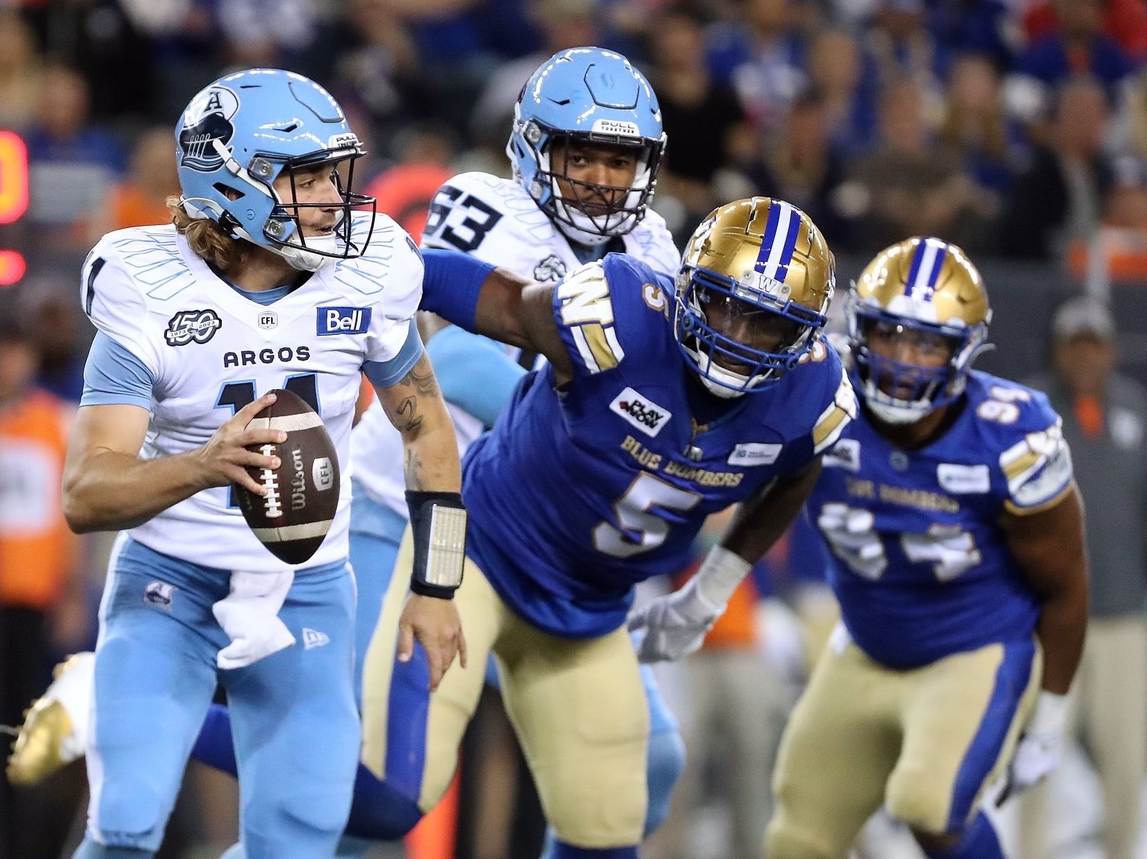 CFL playoffs: Bombers beat Roughriders on pass off goal post