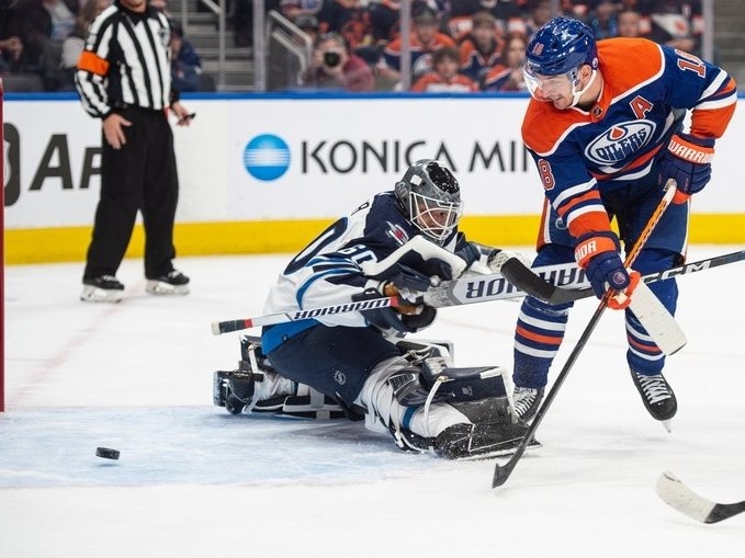 Winnipeg Jets top line leads win over Edmonton Oilers in pre-season win