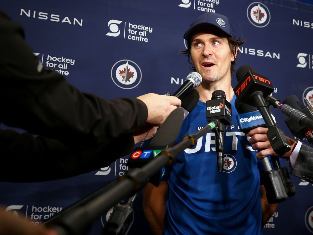 'It could change tomorrow': Jets Hellebuyck, Scheifele, non-committal as free agency looms
