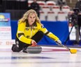 Jennifer Jones beat fellow Winnipegger Kate Cameron 12-7 in the semifinal on Sunday.