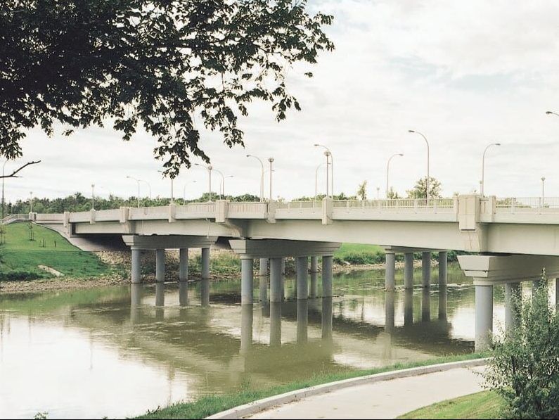 City celebrates 30 years of Charleswood Bridge Winnipeg Sun