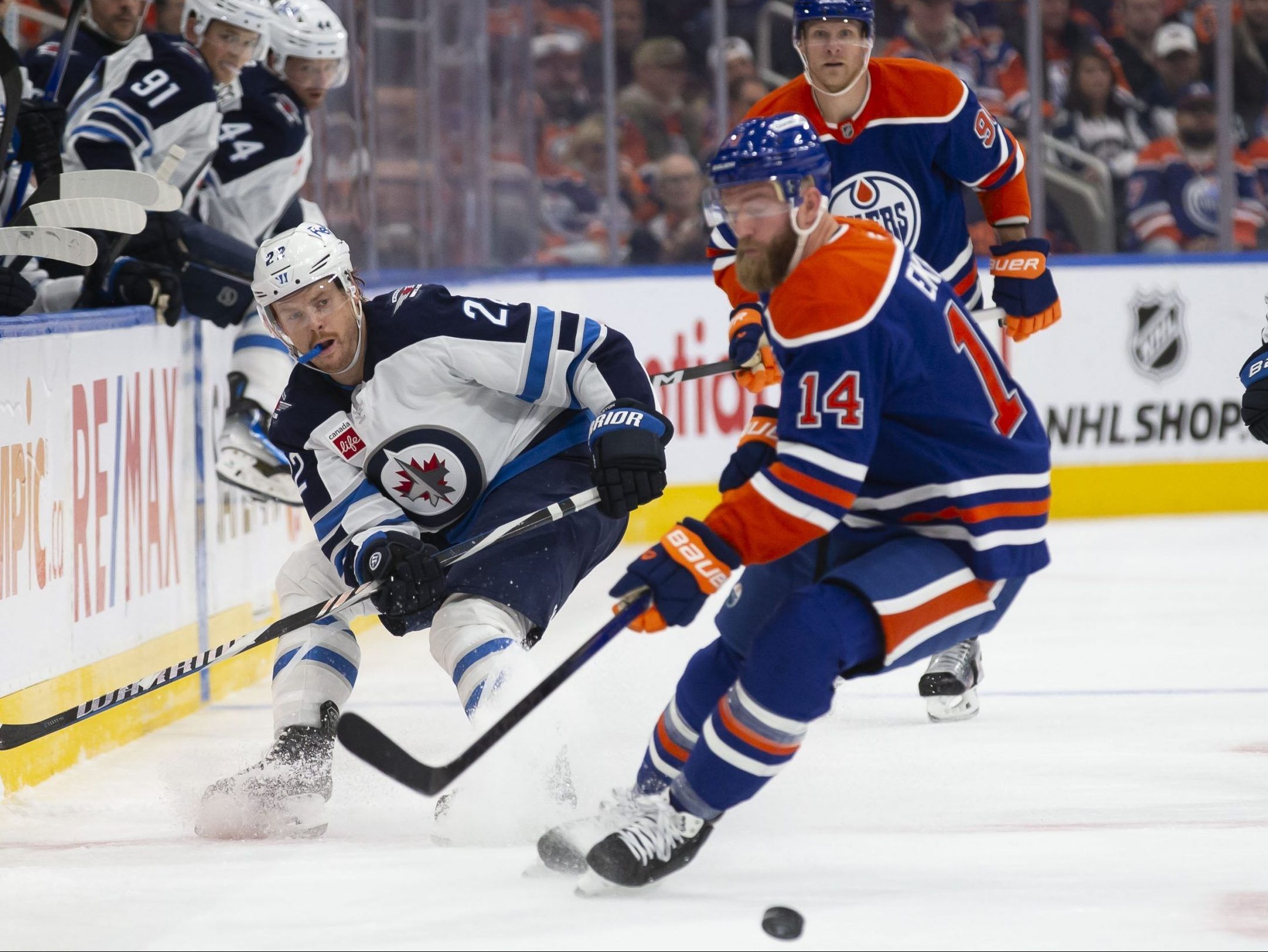 'It's not normal': Winnipeg whiteout still affects Jets and opponents