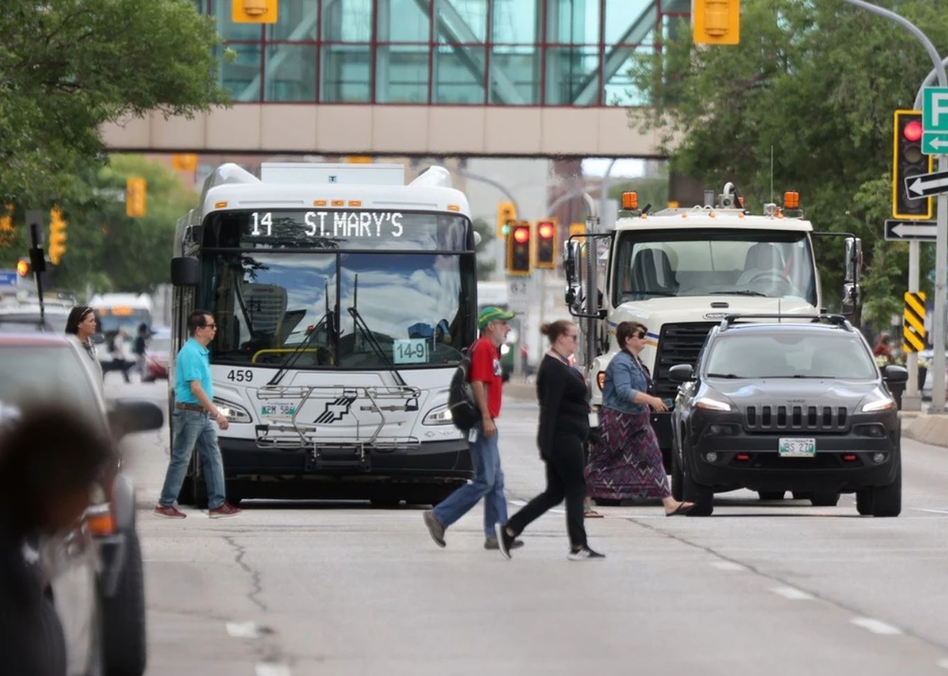 Councillor calls for urgent review of Winnipeg Transit network over equity, accessibility concerns