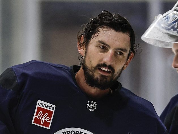 Healthy Connor Hellebuyck no saviour for Jets, teammates say